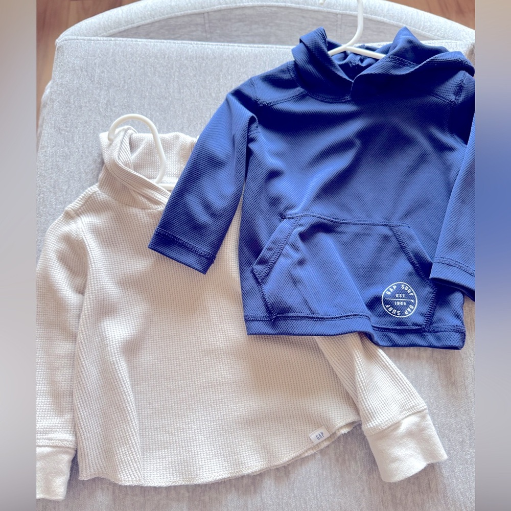 Baby Gap Bundle of 2 Hooded Tops